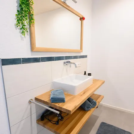 Talblick Apartamento *